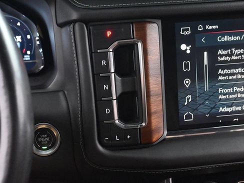 Used 2023 GMC Yukon Denali Ultimate AWD/4WD image 41