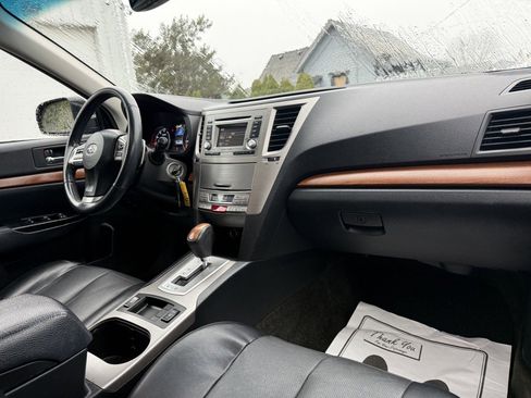 Used 2014 Subaru Outback 2.5i Limited image 13
