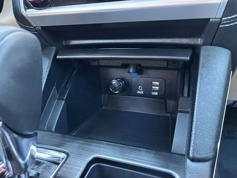 Used 2018 Subaru Outback 2.5i Limited w/ Popular Package #2 image 34