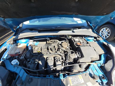 Used 2014 Ford Focus SE w/ SE Winter Package image 18