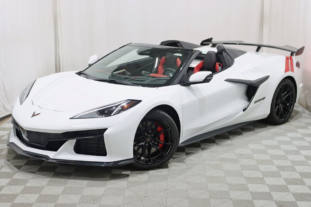 Used 2027 Chevrolet Corvette Grand Sport RWD image 8