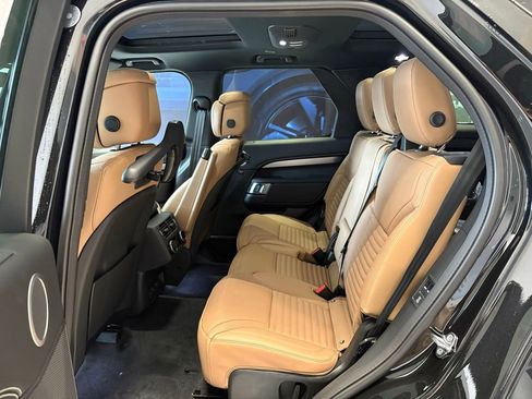 New 2026 Land Rover Discovery Limited Edition AWD/4WD image 12