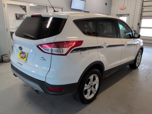 Used 2016 Ford Escape SE AWD/4WD image 5