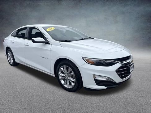 Used 2025 Chevrolet Malibu LT FWD image 4