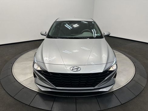 Certified 2021 Hyundai Elantra SEL FWD image 3