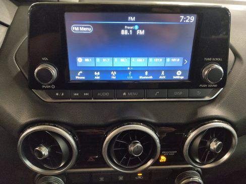 Used 2024 Nissan Sentra S FWD image 25