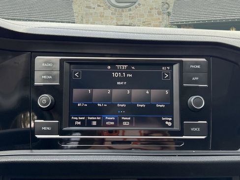 Used 2020 Volkswagen Jetta SE FWD image 11