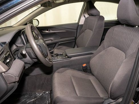 Certified 2025 Toyota Camry LE image 9