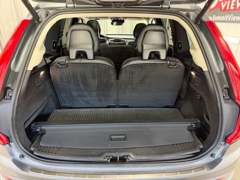Used 2018 Volvo XC90 T6 Momentum w/ Convenience Package image 9