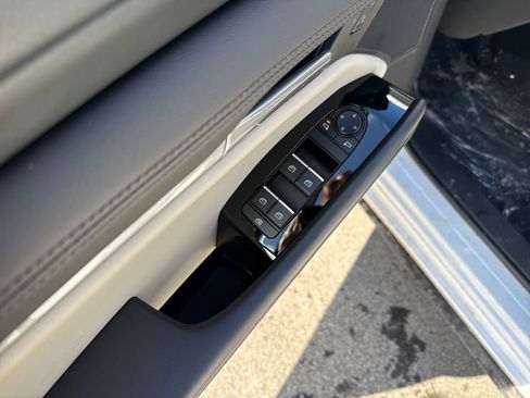 New 2026 MAZDA MAZDA3 2.5 S Sedan w/ Preferred Pkg image 11