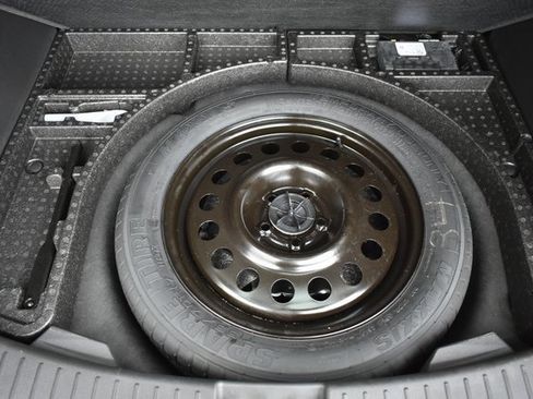 Used 2018 Ford Escape SEL image 41