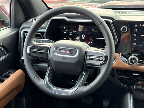 New 2026 GMC Canyon AT4 AWD/4WD image 24