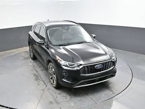 Used 2024 Ford Escape Platinum AWD/4WD image 38