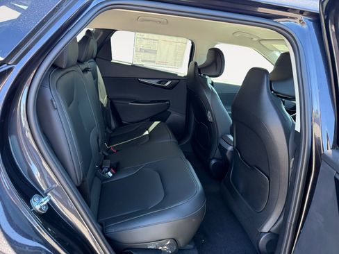 New 2026 Kia EV6 Wind RWD image 18