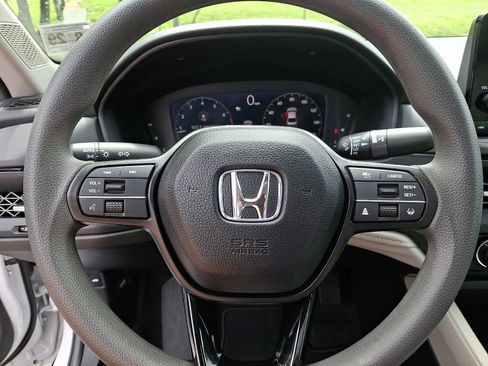 Certified 2024 Honda Accord EX image 25