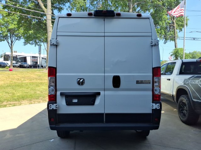 Used 2024 RAM ProMaster 2500 w/ Convenience Group FWD image 6