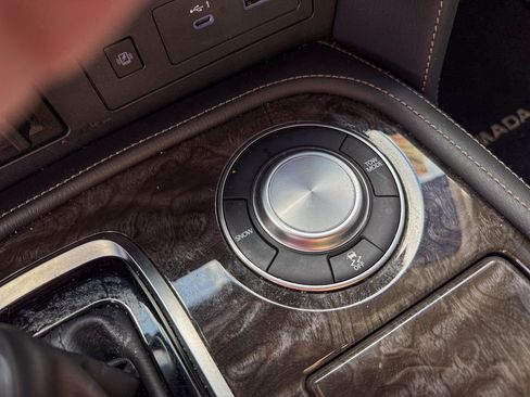 Used 2024 Nissan Armada Platinum w/ Captain's Chairs Package image 38