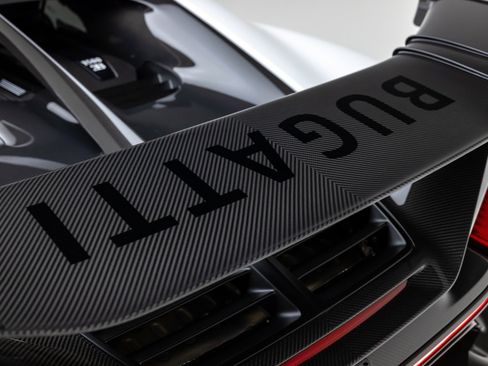 Used 2021 Bugatti Chiron Pur Sport image 67