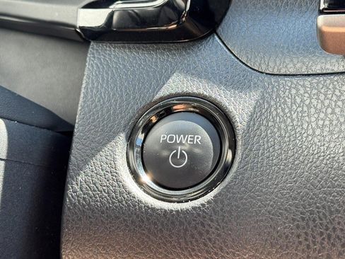 Used 2025 Toyota Camry LE image 21