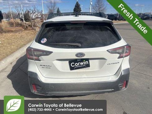 Used 2022 Subaru Outback Premium image 5