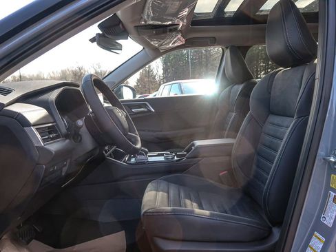 New 2026 Mitsubishi Outlander Trail Edition image 23