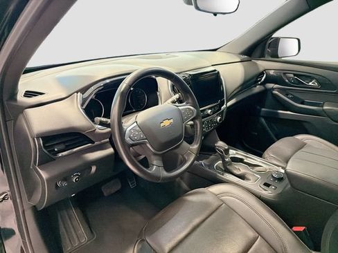 Used 2022 Chevrolet Traverse High Country AWD/4WD image 9