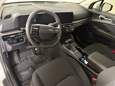 New 2026 Kia Sportage LX image 17