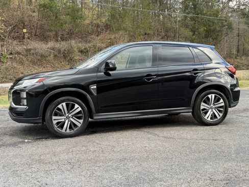 Used 2020 Mitsubishi Outlander Sport ES image 3