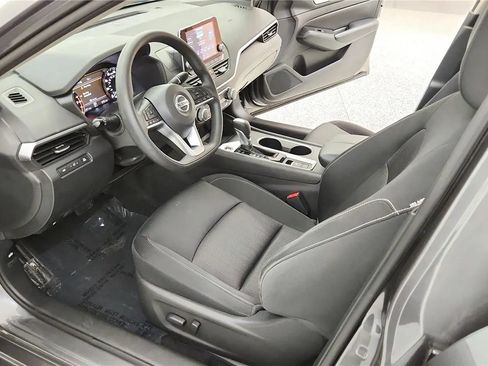 Used 2022 Nissan Altima 2.5 SV AWD/4WD image 22