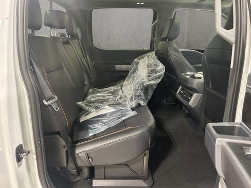New 2026 Ford F350 Lariat w/ Black Appearance Package AWD/4WD image 19