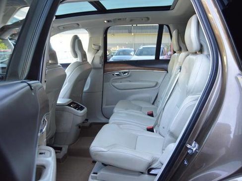 Used 2016 Volvo XC90 T6 Inscription image 12