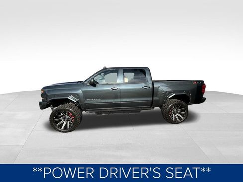 Used 2018 Chevrolet Silverado 1500 LT w/ All Star Edition image 6