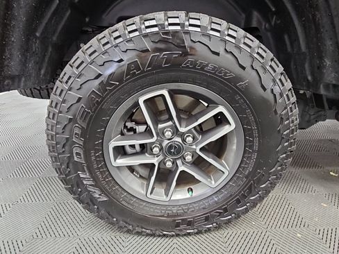 Used 2025 Jeep Gladiator Mojave w/ Convenience Group AWD/4WD image 47