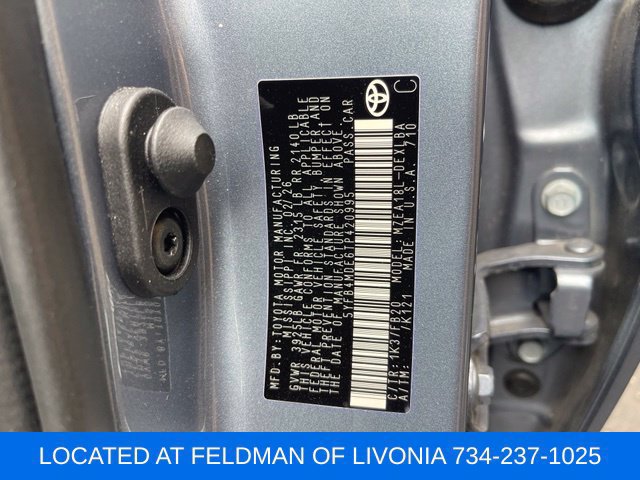 Used 2026 Toyota Corolla LE FWD image 31