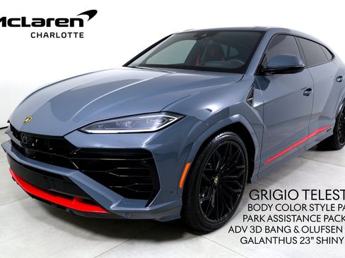 Used 2025 Lamborghini Urus SE AWD/4WD image 1