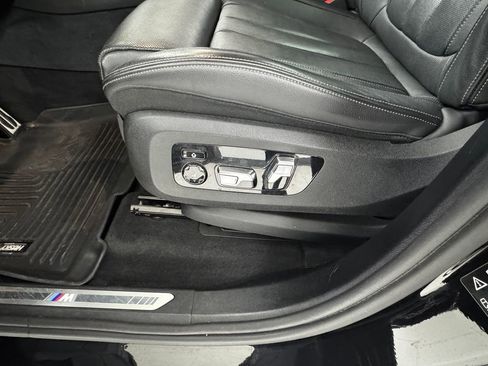 Used 2019 BMW X5 xDrive50i w/ M Sport Package image 30