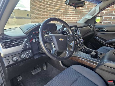 Used 2019 Chevrolet Tahoe LS w/ All-Season Package AWD/4WD image 10