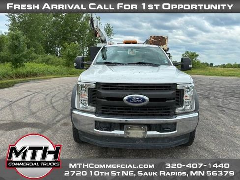 Used 2019 Ford F550 4x4 Regular Cab Super Duty image 3