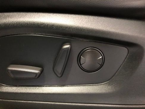 Certified 2022 Ford Explorer ST-Line w/ Class IV Trailer Tow Package image 26