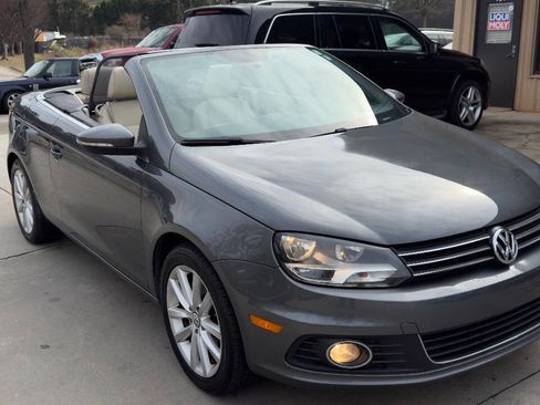 Used 2012 Volkswagen Eos Komfort image 5