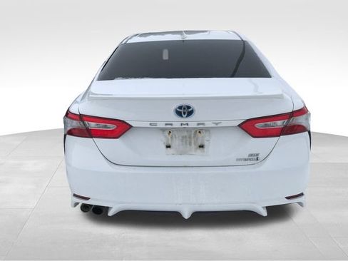 Used 2019 Toyota Camry SE image 10