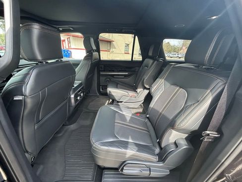 Used 2024 Ford Expedition Max Platinum image 20
