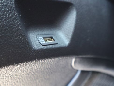 Used 2024 Kia Carnival SX Prestige FWD image 21