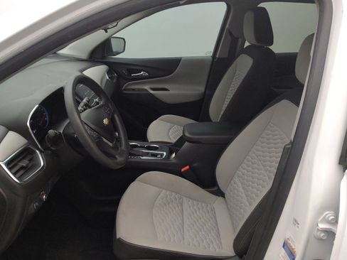 Used 2021 Chevrolet Equinox LS w/ LPO, Floor Liner Package image 17