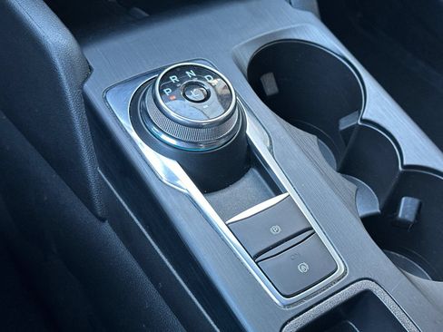 Used 2024 Ford Escape Platinum AWD/4WD image 21