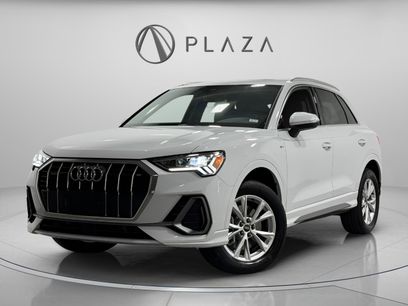 Certified 2025 Audi Q3 2.0T Premium w/ Convenience Package
