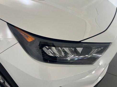 Used 2022 Toyota RAV4 LE AWD/4WD image 34