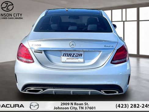 Used 2018 Mercedes-Benz C 300 4MATIC Sedan image 4