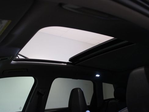 Used 2025 Audi Q6 e-tron Premium Plus w/ Premium Plus image 26