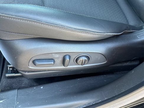 Used 2023 Buick Encore GX Select w/ Sport Touring Package FWD image 36